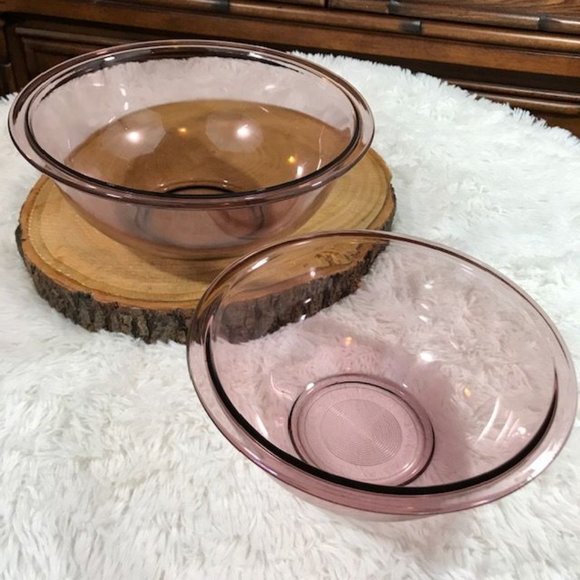 Vintage Set of 2 Pyrex Cranberry Purple Rimmed Bowls 2.5qt & 1.5qt - Picture 2 of 5